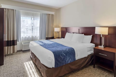 In-room safe, desk, laptop workspace, iron/ironing board