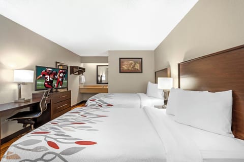 Standard Room, 2 Double Beds, Non Smoking | In-room safe, desk, blackout drapes, free cribs/infant beds