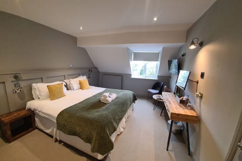 Superior Double Room, Ensuite | Iron/ironing board