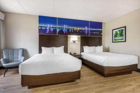 Premium bedding, pillowtop beds, desk, iron/ironing board