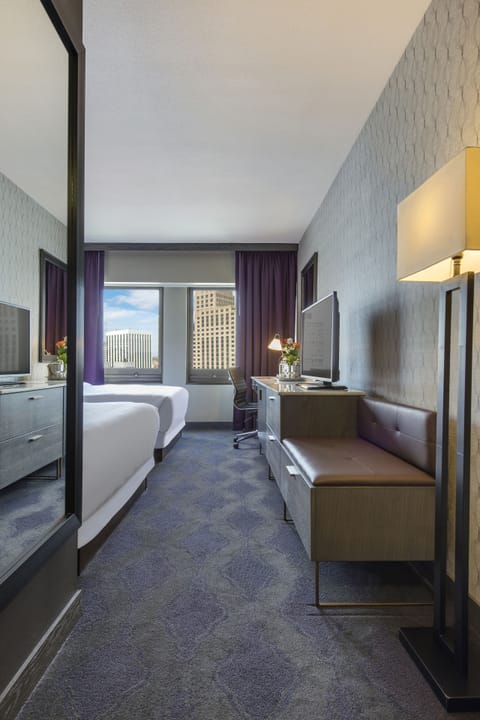 Premium bedding, down comforters, in-room safe, desk