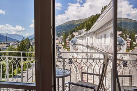 Superior Single Room, 1 Twin Bed | Hypo-allergenic bedding, minibar, in-room safe, desk