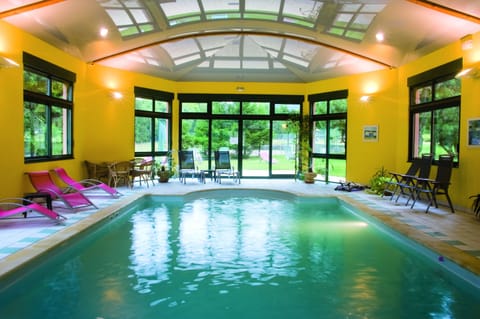 2 indoor pools, sun loungers