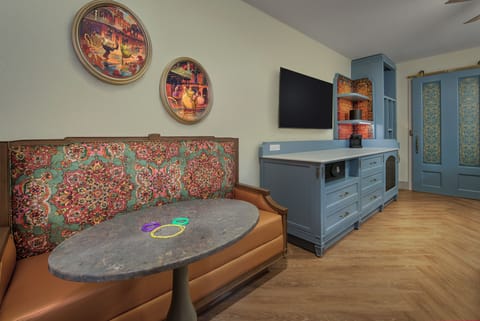 Premium bedding, pillowtop beds, in-room safe, blackout drapes