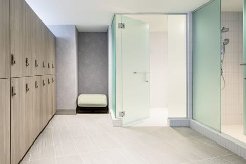 Couples treatment rooms, body treatments, aromatherapy