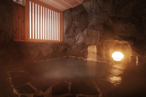 Hot tub, hot springs