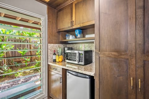 Room, 2 Queen Beds, Pool View | Desk, free WiFi, bed sheets