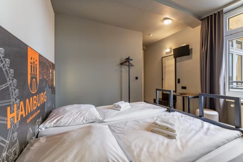 Twin Room | Iron/ironing board, free WiFi, bed sheets