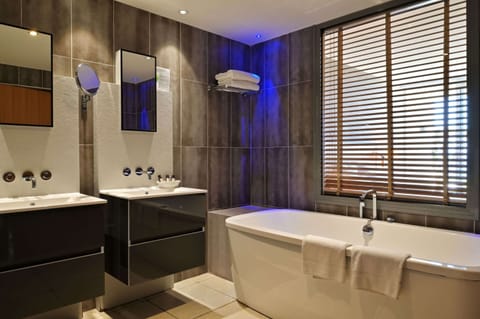 Minibar, in-room safe, desk, blackout drapes