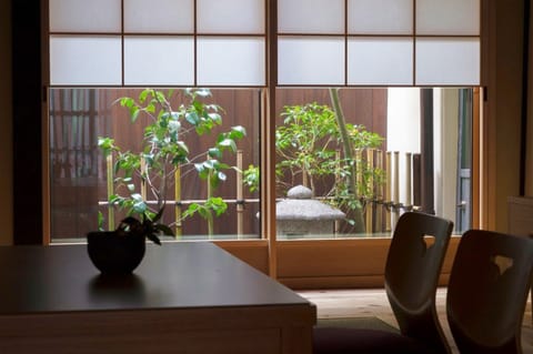 Kumashu-an | Living area | Flat-screen TV