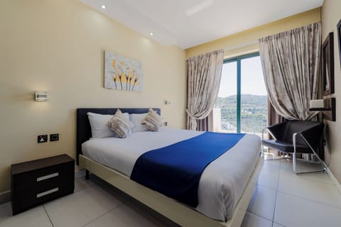 Superior Penthouse, Terrace, Sea View | In-room safe, free cribs/infant beds, free WiFi, bed sheets