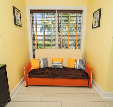 Room | Individually decorated, individually furnished, desk, iron/ironing board