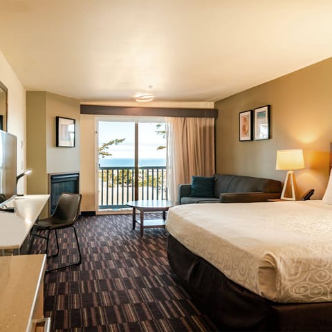 Individually furnished, desk, laptop workspace, blackout drapes