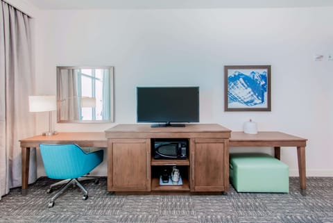 Room, 2 Queen Beds, Balcony | Desk, laptop workspace, blackout drapes, soundproofing