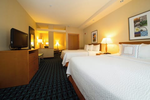 Premium bedding, pillowtop beds, in-room safe, desk