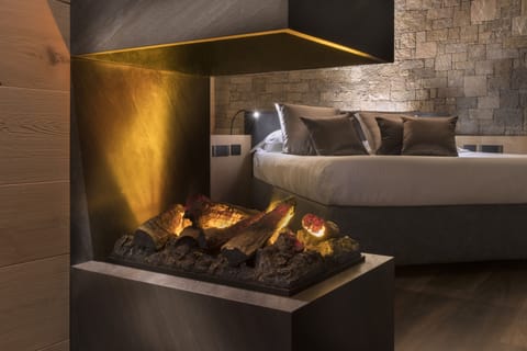 Romantic Studio Suite | Premium bedding, down comforters, minibar, in-room safe