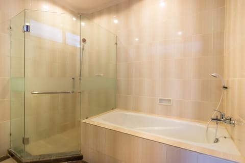 Free toiletries, hair dryer, slippers, towels