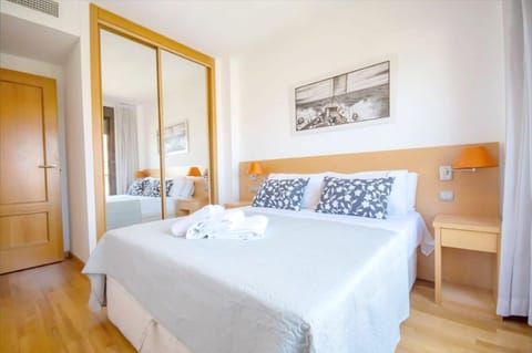 1 bedroom, down comforters, individually decorated