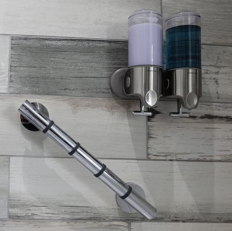 Double Room (Ground Floor Superking) | Bathroom amenities | Free toiletries, hair dryer, towels, soap