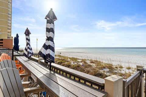 Townhome, 4 Bedrooms, 4.5 Bathrooms (B) | Balcony view