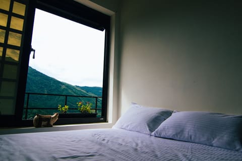 Panoramic Double Room, 1 Bedroom, Mountain View, Mountainside | Individually decorated, individually furnished, blackout drapes