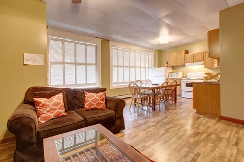 Suite, 2 Bedrooms | Living area | TV