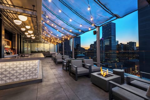 3 bars/lounges, rooftop bar, Champagne bar, tapas bar