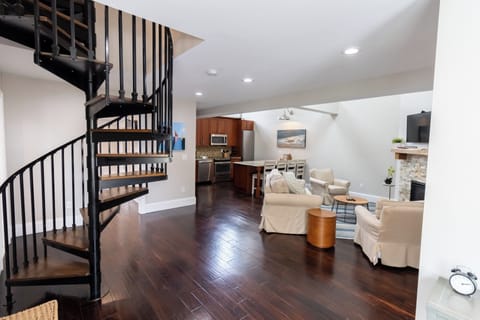 Luxury Loft, 2 Bedrooms, Fireplace | Living area | Flat-screen TV, fireplace