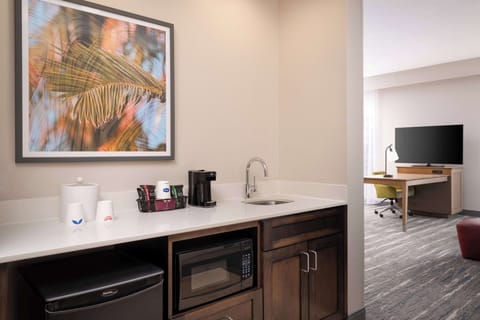 In-room safe, free cribs/infant beds, free WiFi, bed sheets