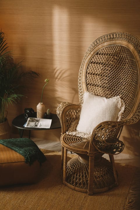 Double Room | In-room safe, individually decorated, desk, soundproofing