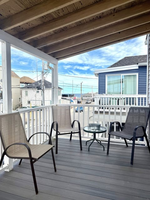 Traditional Apartment | Terrace/patio