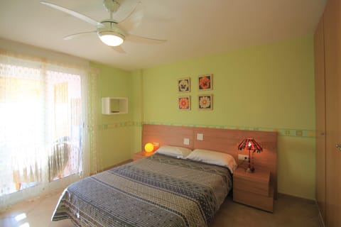 2 bedrooms, iron/ironing board, cribs/infant beds, free WiFi