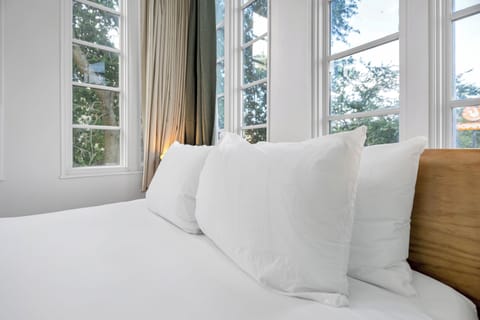 Signature Room, 2 Queen Beds | Soundproofing, free WiFi, bed sheets