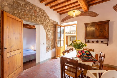 In-room safe, iron/ironing board, bed sheets