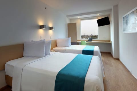 Superior Room, 2 Twin Beds | Premium bedding, in-room safe, desk, free WiFi