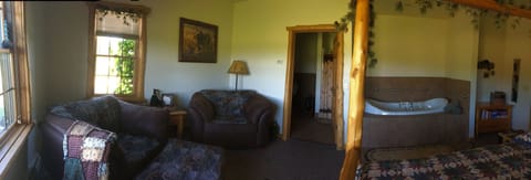 Honeymoon Double Room | In-room safe, individually decorated, individually furnished