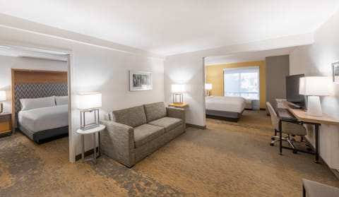 Suite, 1 Bedroom | Desk, iron/ironing board, free cribs/infant beds, rollaway beds