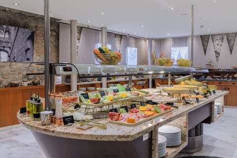Daily buffet breakfast for a fee