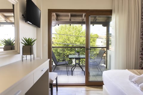 Superior Double Room (Small) | Terrace/patio