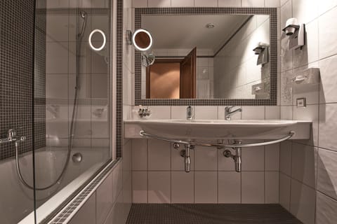 Free toiletries, hair dryer, bathrobes, slippers