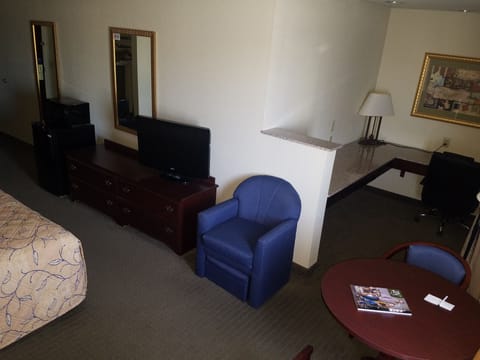 Hypo-allergenic bedding, individually furnished, desk, laptop workspace