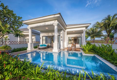Private pool