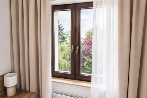 Single Room | Desk, soundproofing, free WiFi, bed sheets