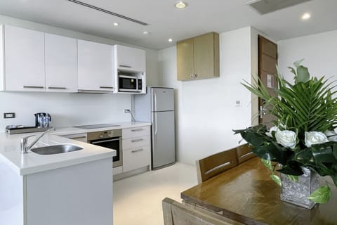 1 Bedroom Residence with Kitchen and Balcony | Private kitchenette | Fridge, microwave, electric kettle, cleaning supplies