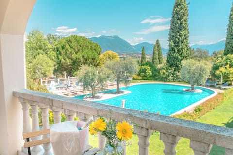 Superior Room | Minibar, in-room safe, desk, soundproofing