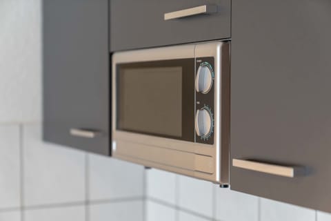 Single Room | Microwave