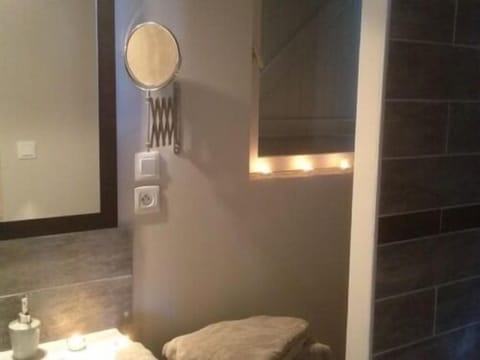 Comfort Cottage, Ensuite (Gite cottage d'hamicourt) | Bathroom