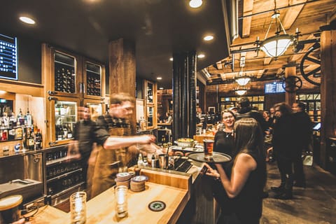 Brewpub, ocean views, open daily