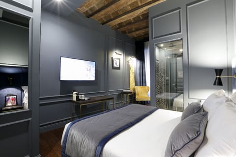 Superior Double Room | City view