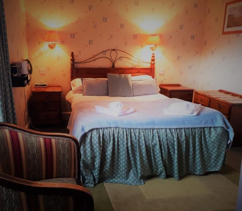 In-room safe, free cribs/infant beds, rollaway beds, free WiFi